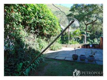 Casa à venda em Samambaia, Petrópolis - RJ