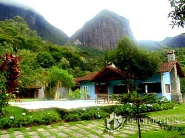 Casa à venda em Araras, Petrópolis - RJ