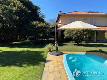 Casa à venda em Cuiabá, Petrópolis - RJ