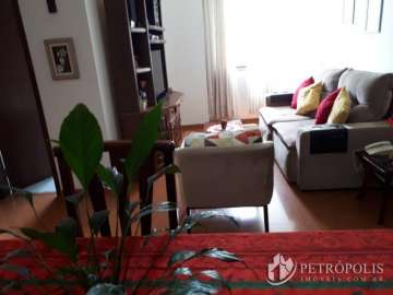 Apartamento à venda em Centro, Petrópolis - RJ