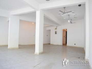 Sala para alugar em Centro, Petrópolis - RJ