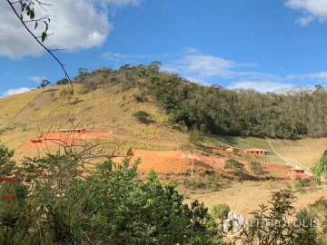 Fazenda / Sítio à venda em Secretário, Petrópolis - RJ