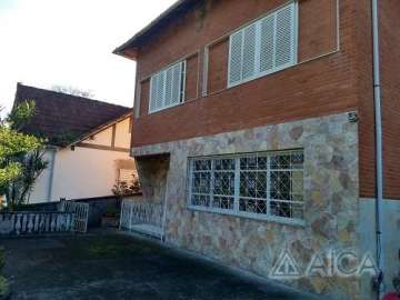 Casa à venda em Quarteirão Ingelheim, Petrópolis - RJ