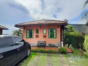 Casa à venda em Itaipava, Petrópolis - RJ