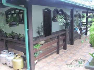 Casa à venda em Mosela, Petrópolis - RJ