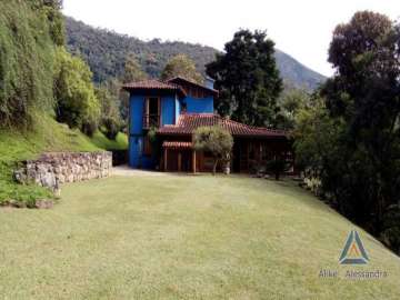 Casa à venda em Cuiabá, Petrópolis - RJ
