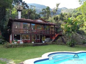 Casa à venda em Fazenda Inglesa, Petrópolis - RJ