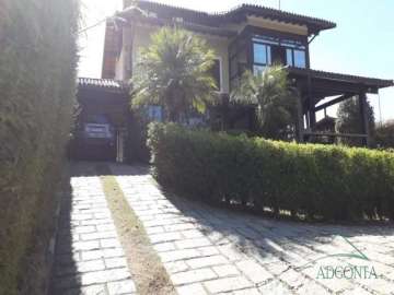 Casa à venda em Itaipava, Petrópolis - RJ