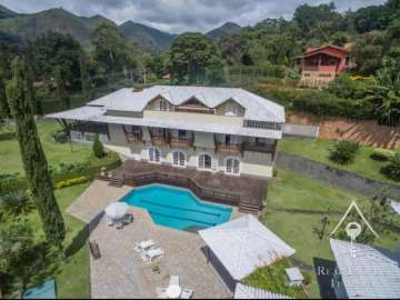 Casa à venda em Araras, Petrópolis - RJ
