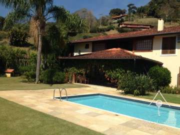 Casa à venda em Araras, Petrópolis - RJ