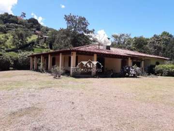 Casa à venda em Itaipava, Petrópolis - RJ
