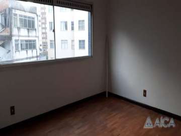 Apartamento à venda em Centro, Petrópolis - RJ