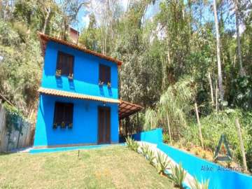 Casa à venda em Cuiabá, Petrópolis - RJ