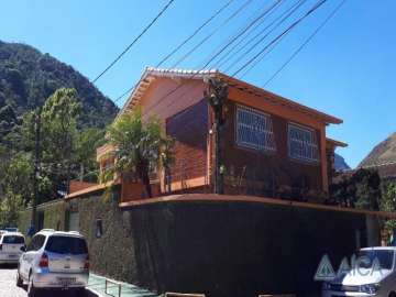 Casa à venda em Alto da Serra, Petrópolis - RJ