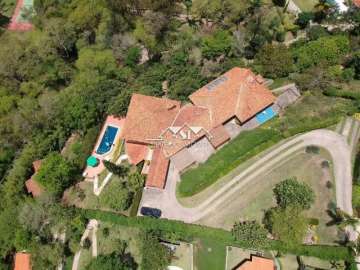 Casa à venda em Itaipava, Areal - RJ