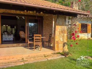 Casa à venda em Pedro do Rio, Petrópolis - RJ