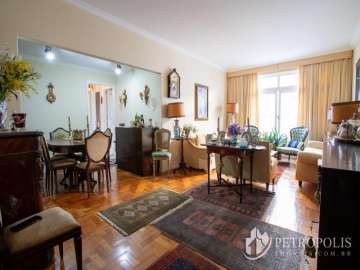 Apartamento à venda em Centro, Petrópolis - RJ