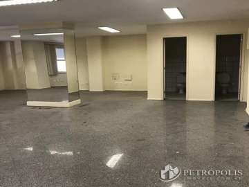 Sala à venda em Centro, Petrópolis - RJ