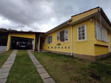 Casa à venda em São Pedro, Teresópolis - RJ