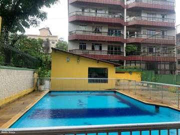 Apartamento à venda em Alto, Teresópolis - RJ