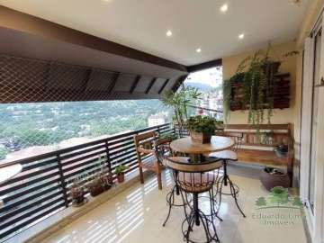 Cobertura à venda em Nogueira, Petrópolis - RJ