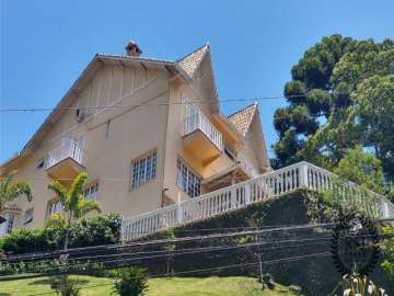 Casa à venda em Retiro, Petrópolis - RJ