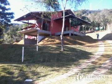 Casa à venda em Araras, Petrópolis - RJ