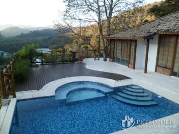 Casa à venda em Itaipava, Petrópolis - RJ