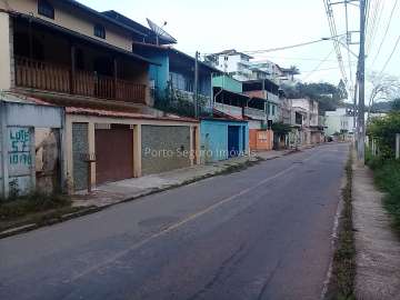 Casa à venda em São Pedro, Juiz de Fora - MG