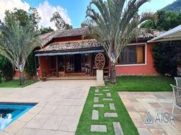 Casa à venda em Itaipava, Petrópolis - RJ