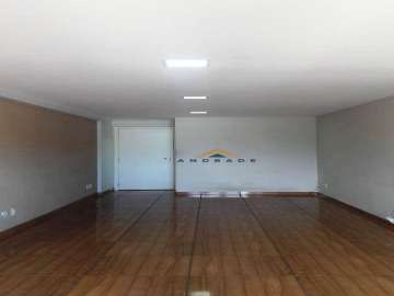 Sala à venda em Várzea, Teresópolis - RJ