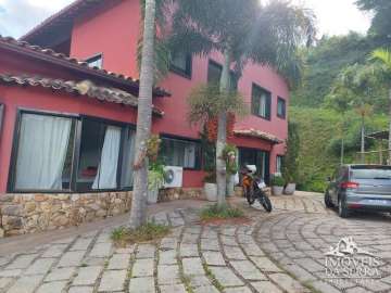 Casa à venda em Araras, Petrópolis - RJ