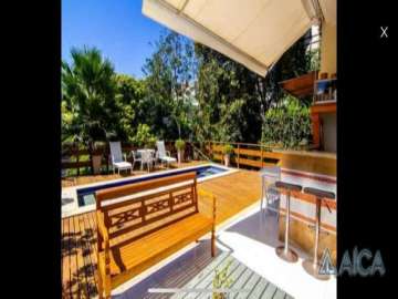 Casa à venda em Itaipava, Petrópolis - RJ
