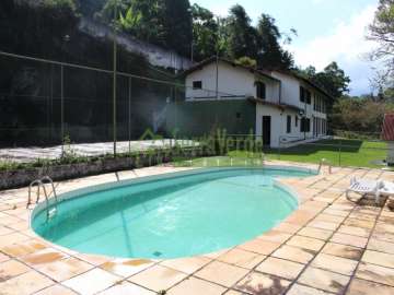 Casa à venda em Corrêas, Petrópolis - RJ