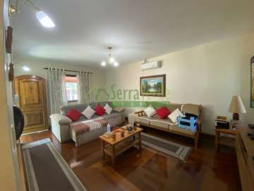 Casa à venda em Itamarati, Petrópolis - RJ