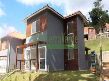 Casa à venda em Itaipava, Petrópolis - RJ