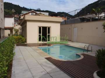 Apartamento à venda em Mosela, Petrópolis - RJ