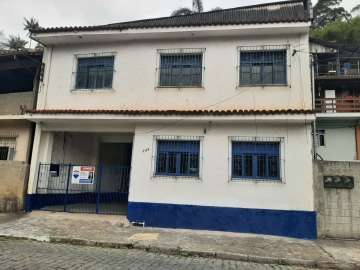 Casa à venda em Vila Amélia, Nova Friburgo - RJ