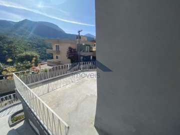 Casa à venda em Itaipava, Petrópolis - RJ