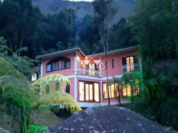 Casa à venda em Araras, Petrópolis - RJ
