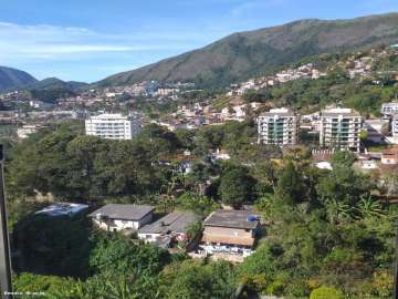 Apartamento à venda em Alto, Teresópolis - RJ