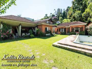 Casa à venda em Ponte da Saudade, Nova Friburgo - RJ