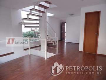 Casa à venda em Itaipava, Petrópolis - RJ