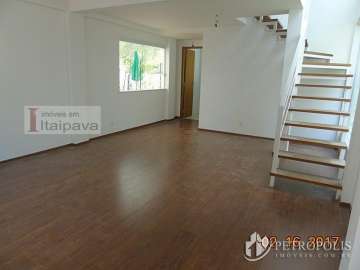 Casa à venda em Itaipava, Petrópolis - RJ