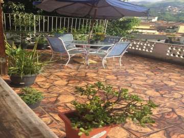 Casa à venda em Itamarati, Petrópolis - RJ