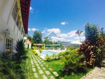Casa à venda em Nogueira, Petrópolis - RJ