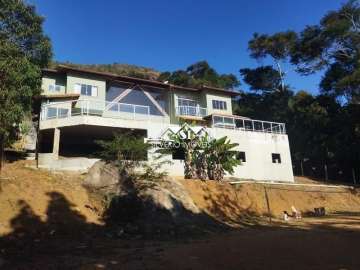 Casa à venda em Samambaia, Petrópolis - RJ