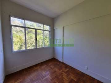 Apartamento à venda em Duchas, Petrópolis - RJ