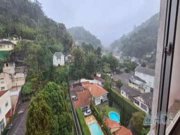Apartamento à venda em Centro, Petrópolis - RJ