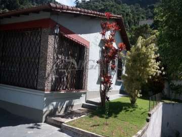 Casa à venda em Quissamã, Petrópolis - RJ